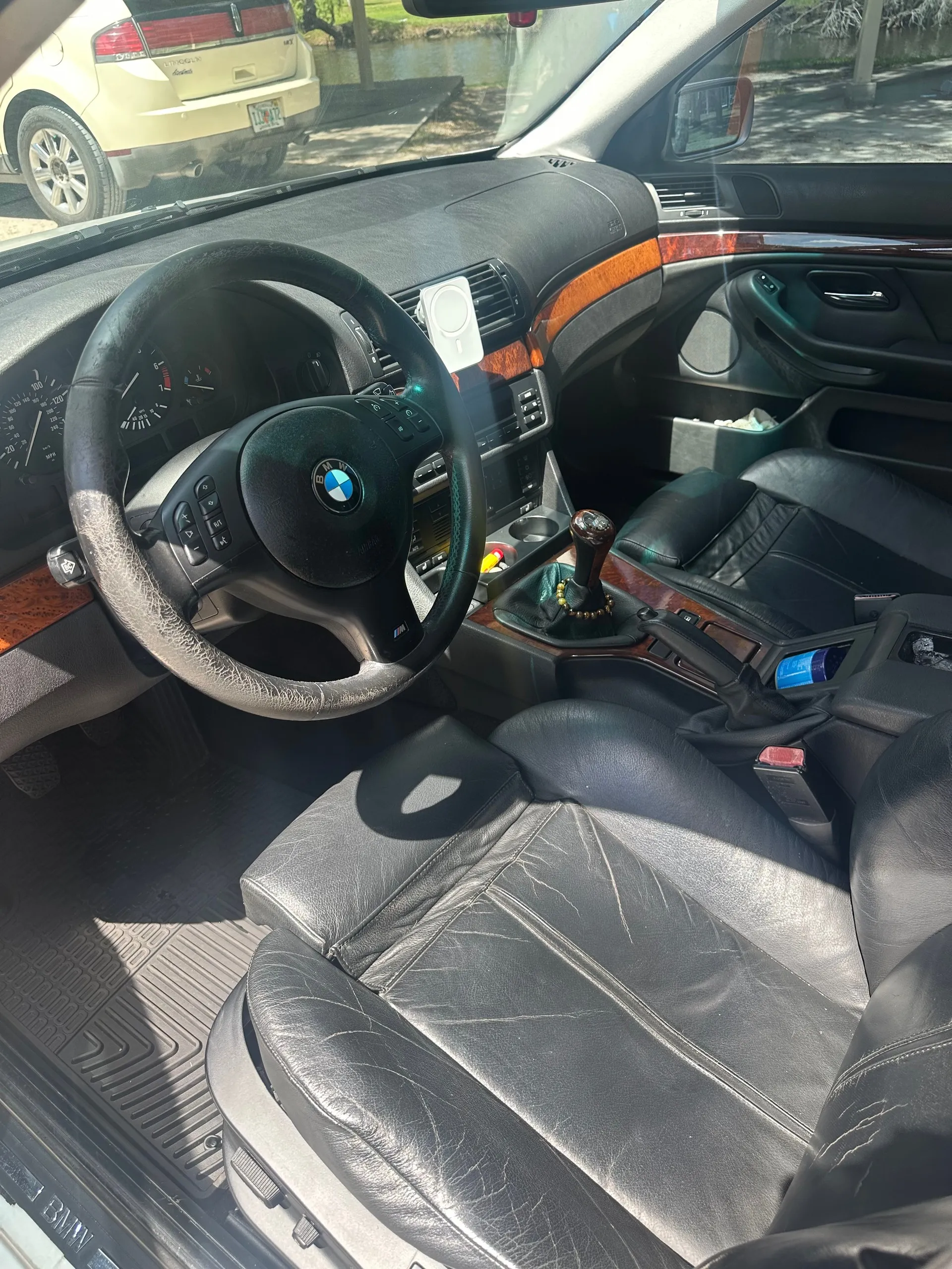 2003 BMW 530i